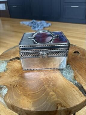 DESIGNER VERA LUCINO 2002 ZIPPER DETAIL SILVER HINGED LID SQUARE LINED BOX 5x4"
